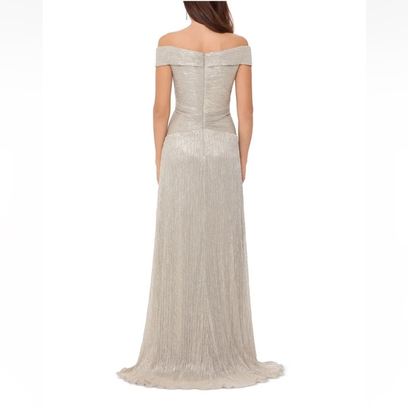 XSCAPE Gold Off Shoulder Short Sleeve Cascading Ruffle Full-Length Formal Gown - Picture 3 of 13